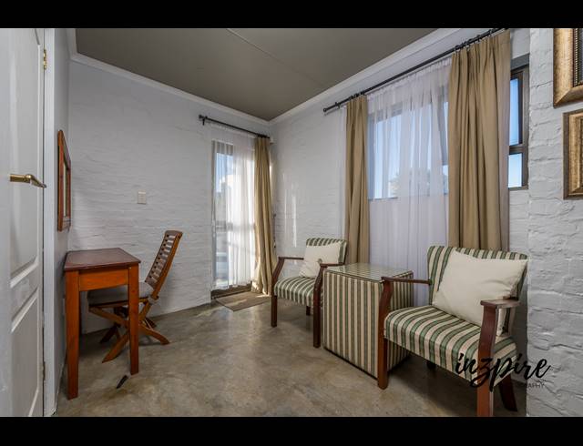 3 BEDROOM HOUSE TO LET IN DIAZ BEACH